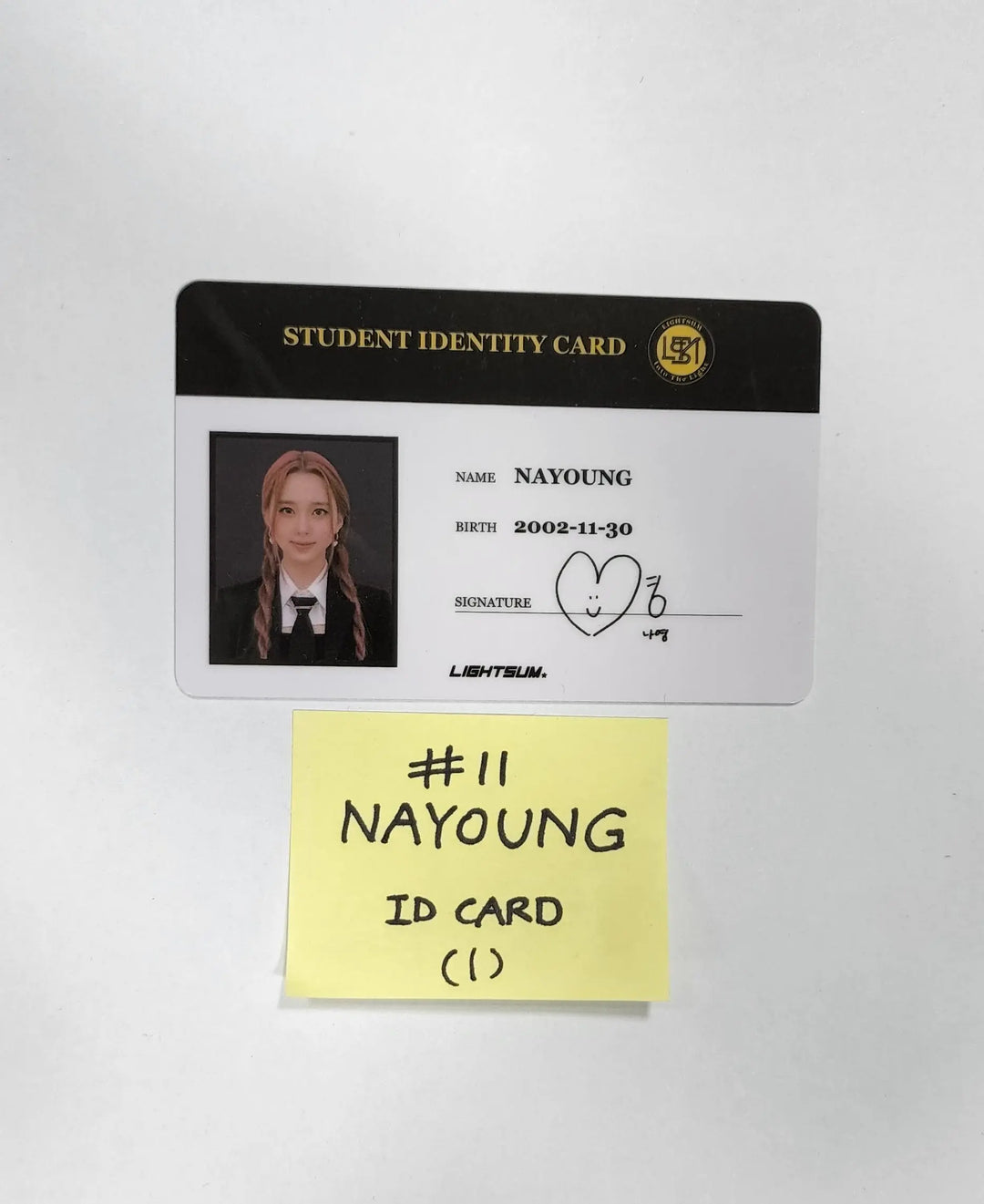 Lightsum 'Into The Light' -Official Photocard, ID Card