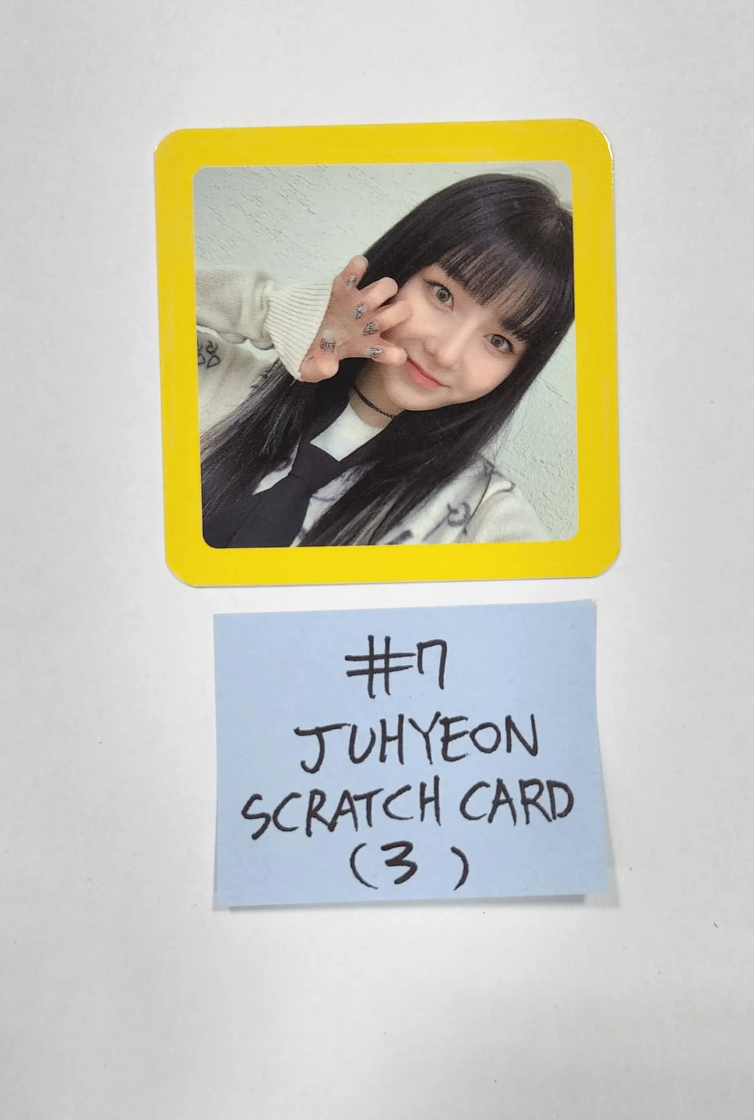Lightsum 'Into The Light' -Official Scratch Card, Mini Poster - HALLYUSUPERSTORE