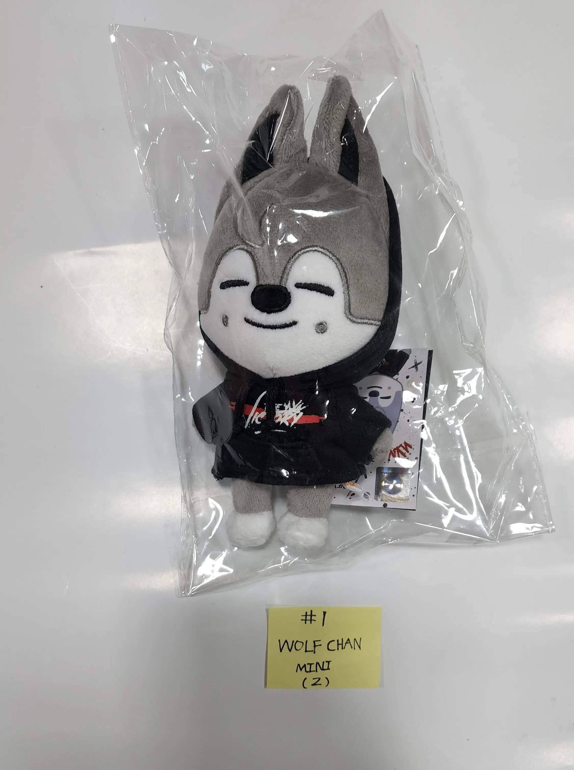 Official Stray Kids x SKZOO buy The Victory Seoul Mini Plush Wolfchan Wolf Chan NWT