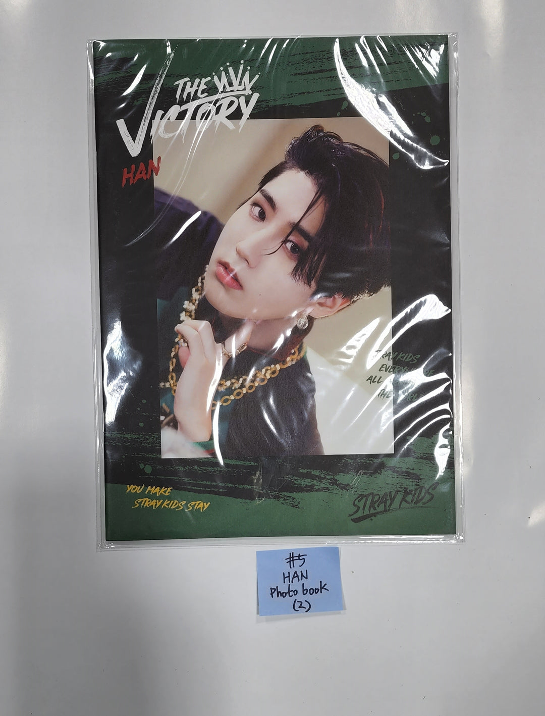 Stray Kids X SKZOO Pop-Up Store 'THE VICTORY' - SKZOO MD [フォトブック、ポストカード&amp;封筒セット、アクリルスタンド]