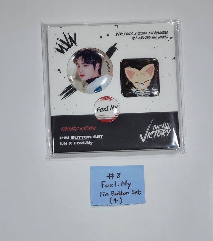 Stray Kids X SKZOO Pop-Up Store 'THE VICTORY' - SKZOO MD [ピンボタンセット、エポキシステッカー、缶ケース&amp;ステッカーセット]