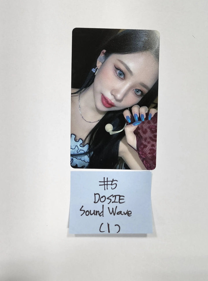 Purple Kiss 'memeM' - Soundwave Luckydraw Event PVC Photocard Round 2 - HALLYUSUPERSTORE