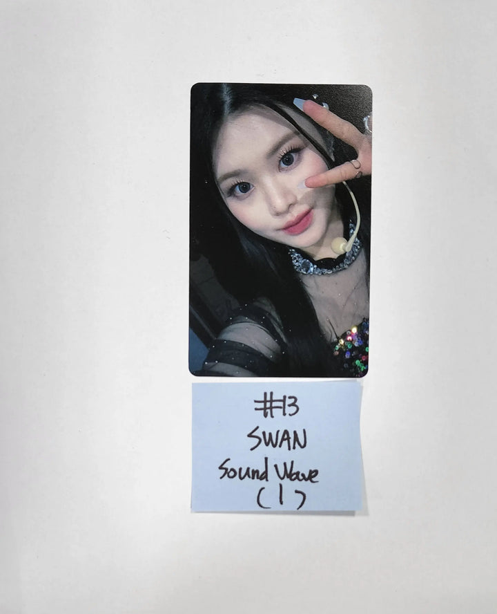 Purple Kiss 'memeM' - Soundwave Luckydraw Event PVC Photocard Round 2 - HALLYUSUPERSTORE