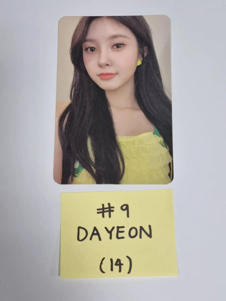 Kep1er "DOUBLAST" 2nd - Pop-Up Store & Cafe In Kep1er ISLAND Random Photocard - HALLYUSUPERSTORE