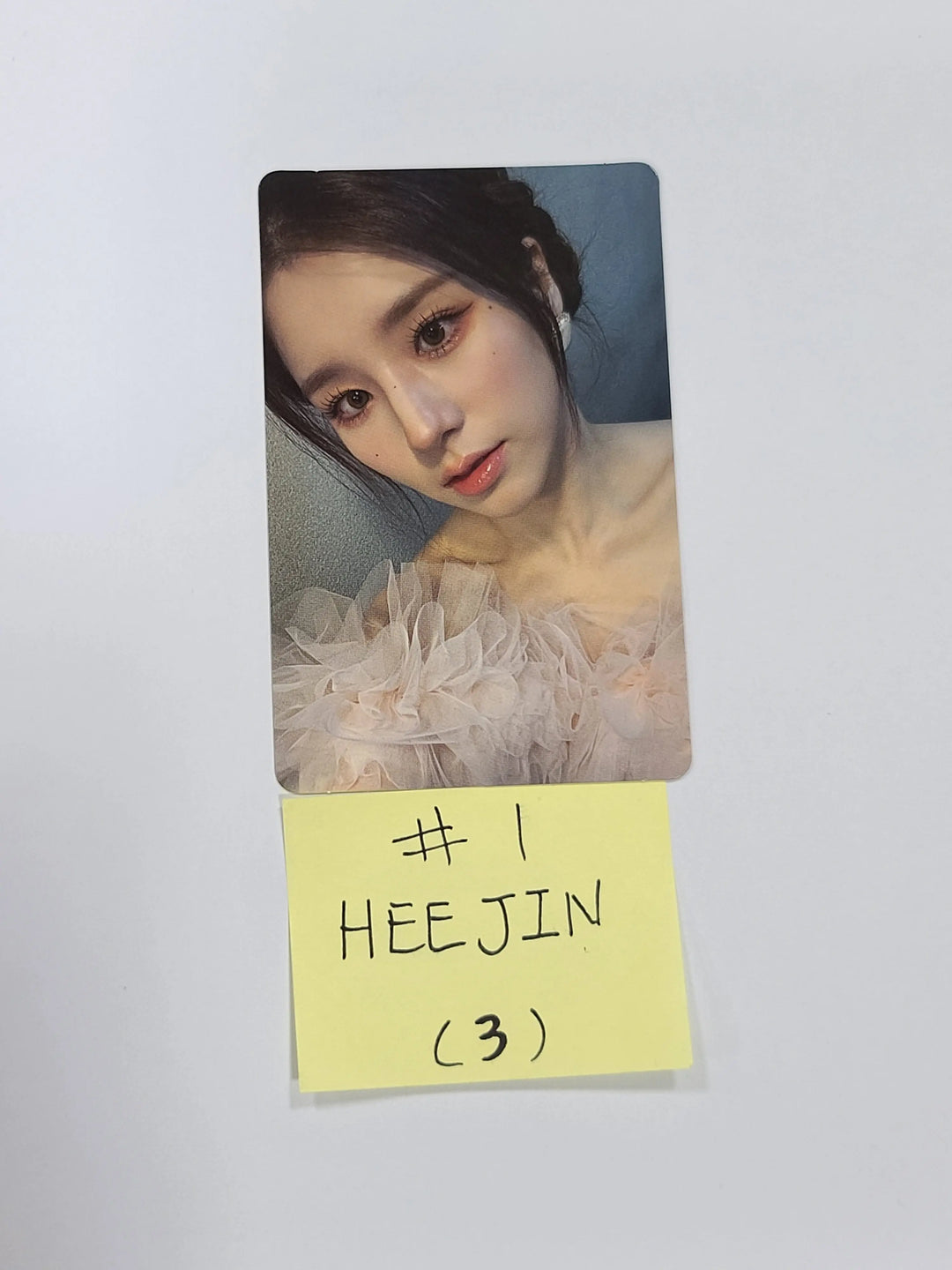 LOONA "Flip That" Summer Special Mini Album - Official Photocard [Heejin, Hyunjin] - HALLYUSUPERSTORE