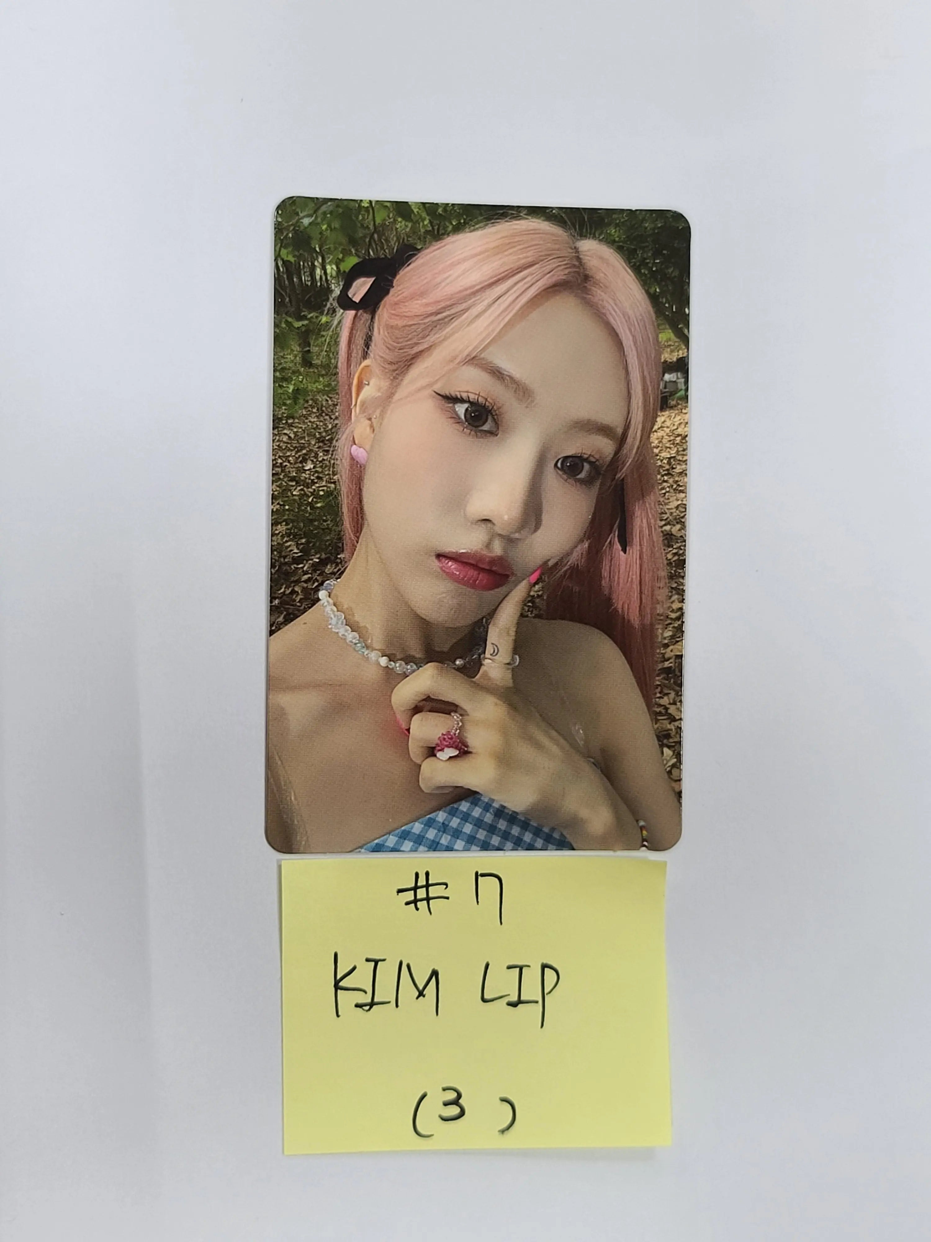 Amazon.co.jp: [再発売] 今月の少女 イヴ LOONA - Yves [A ver