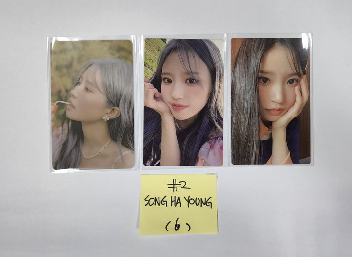Fromis_9 "from our Memento Box" - Official QR Card (PVC) + Photocards Set (3EA) [Weverse Albums Ver.]