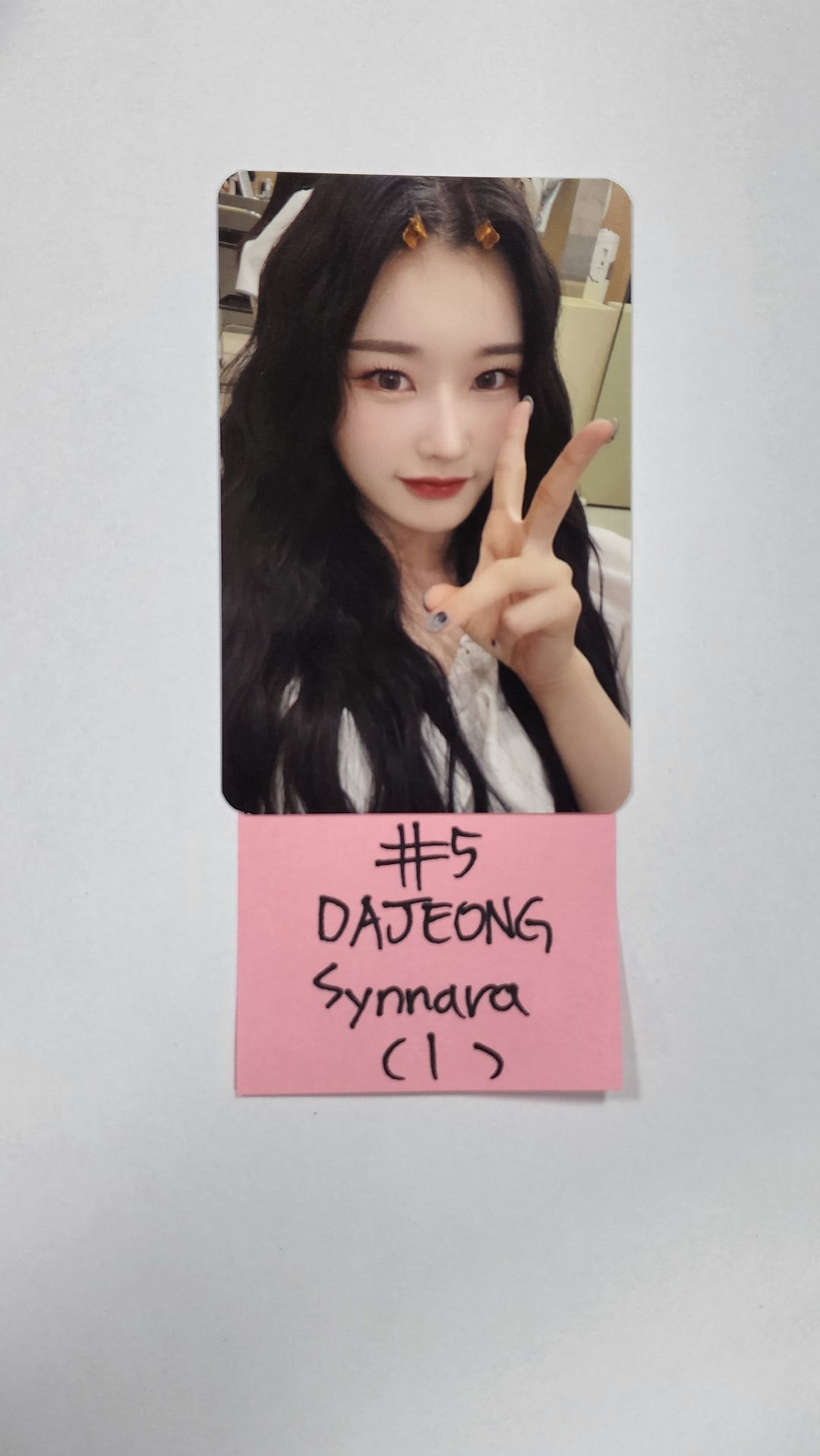 Pixy 'REBORN' - Synnara Fansign Event Photocard Round 4