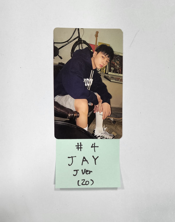 ENHYPEN "MANIFESTO : DAY 1" - 공식 포토카드 [J Ver]