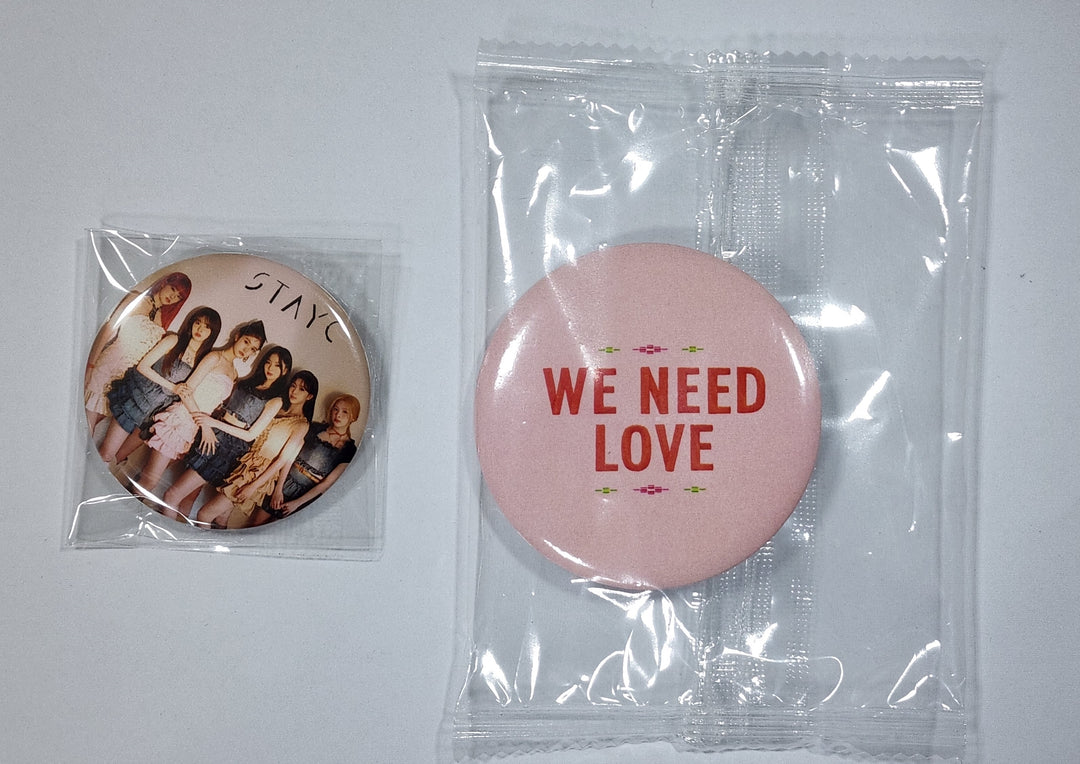 StayC 'WE NEED LOVE' - Everline Popup Store Gotcha Gift MD
