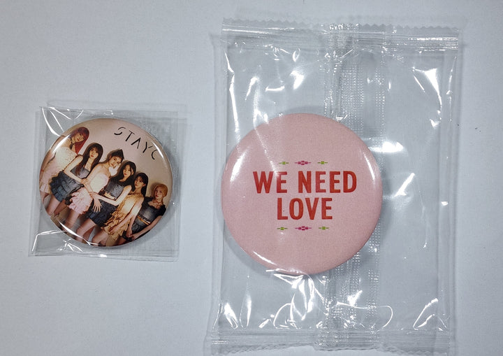StayC 'WE NEED LOVE' - Everline ポップアップストア Gotcha Gift MD