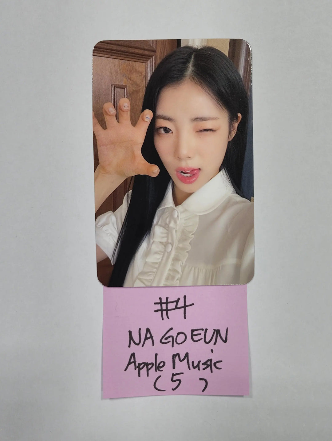 Purple Kiss 'GEEKYLAND' - Apple Music Pre-order Benefit Photocard