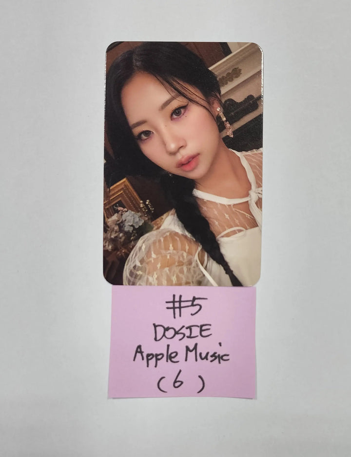 Purple Kiss 'GEEKYLAND' - Apple Music Pre-order Benefit Photocard