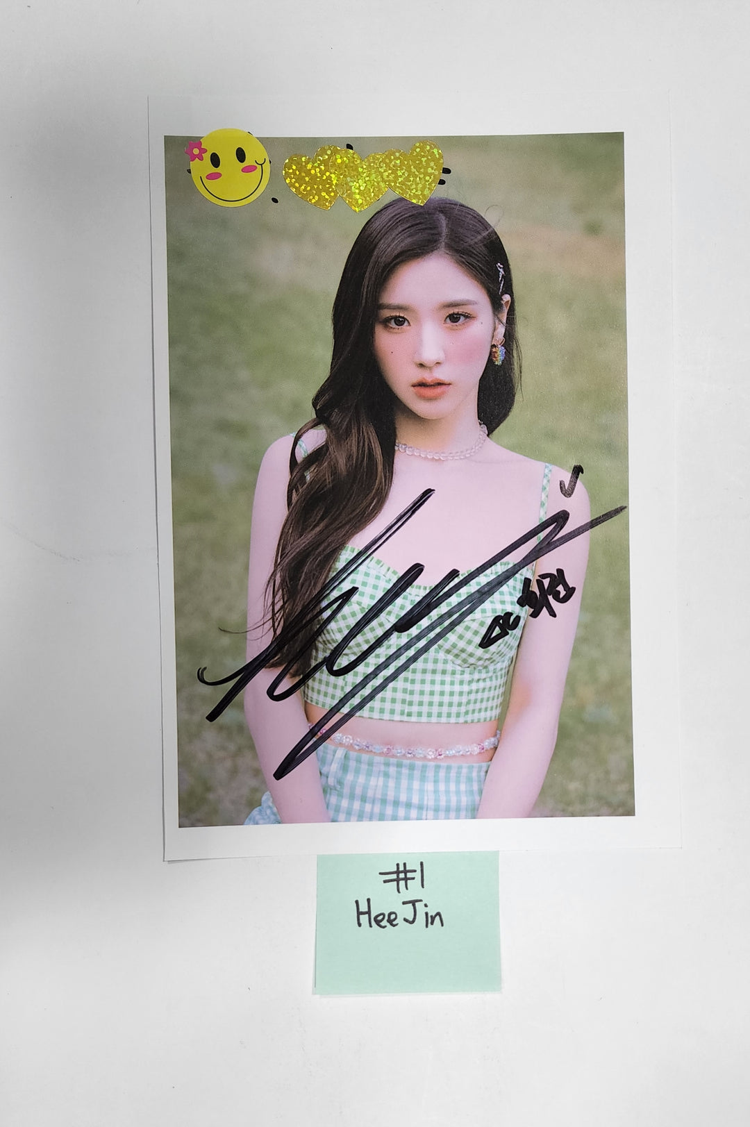 Loona "Flip That" - A Cut Page From Fansign Event Albums