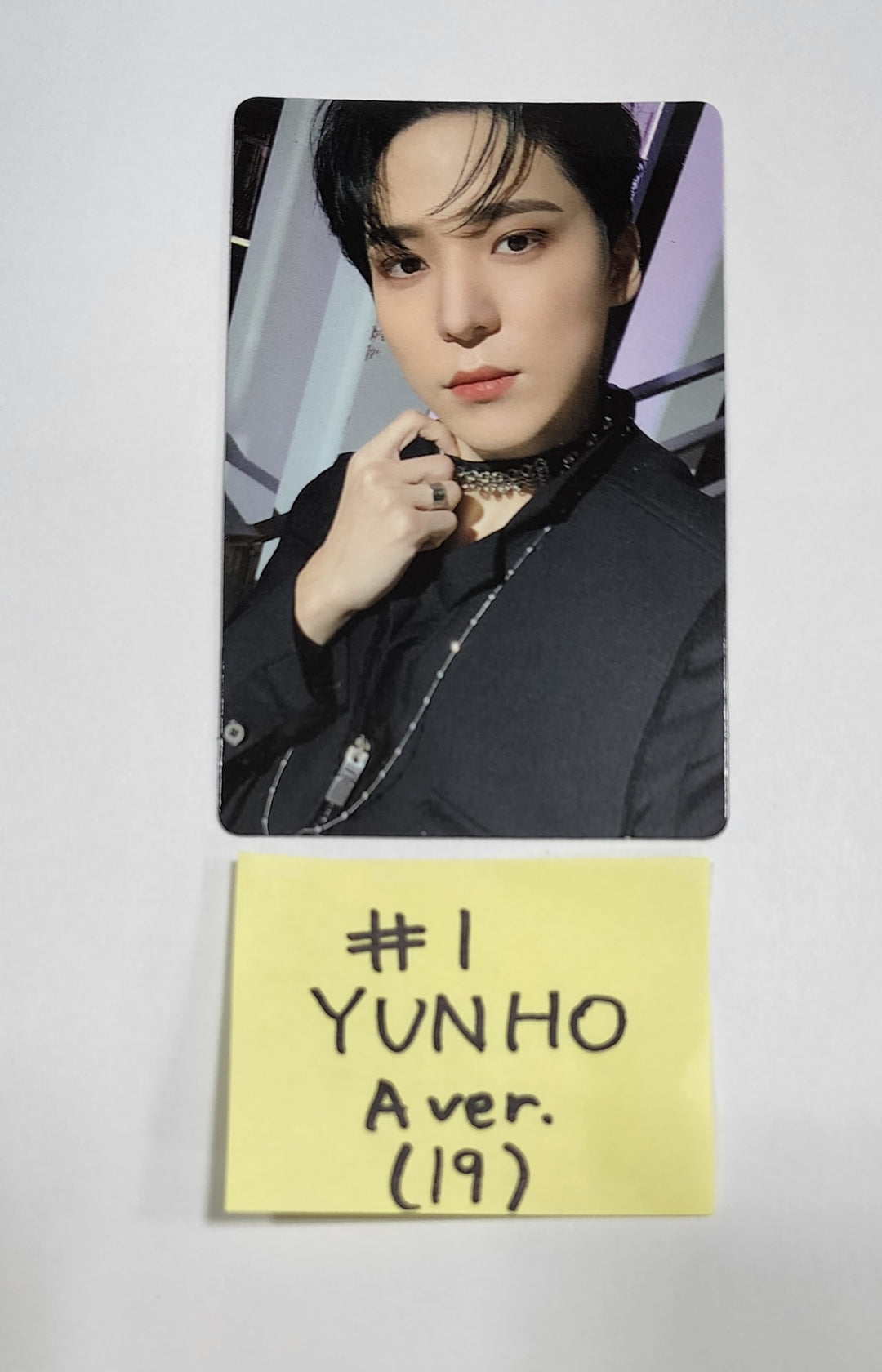 Ateez "The World Ep.1 - MOVEMENT" - Official Photocard (Yun Ho & Yeo Sang)
