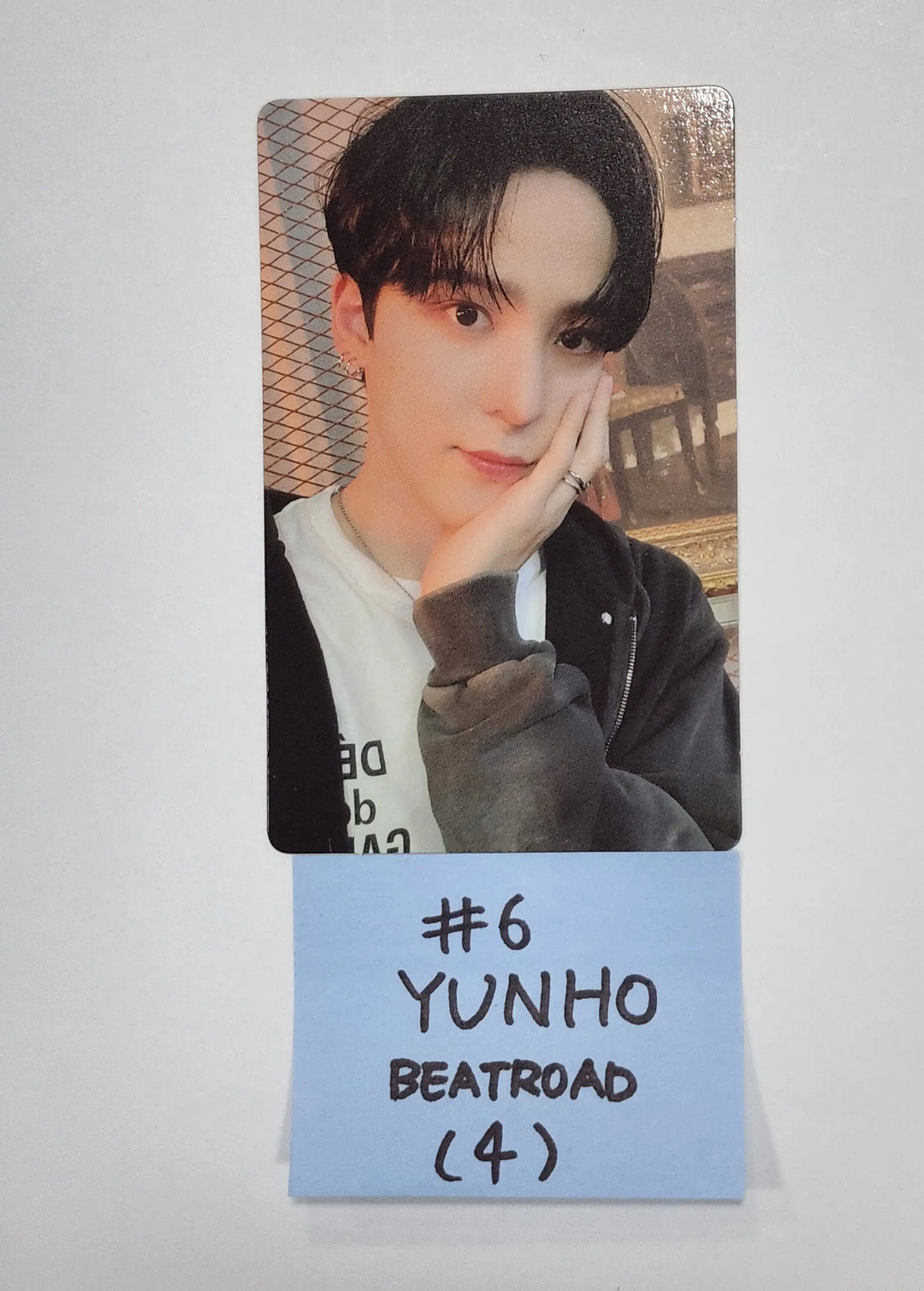 Ateez "The World Ep.1 - MOVEMENT" - Beatroad Pre-Order Benefit Hologram PhotoCard