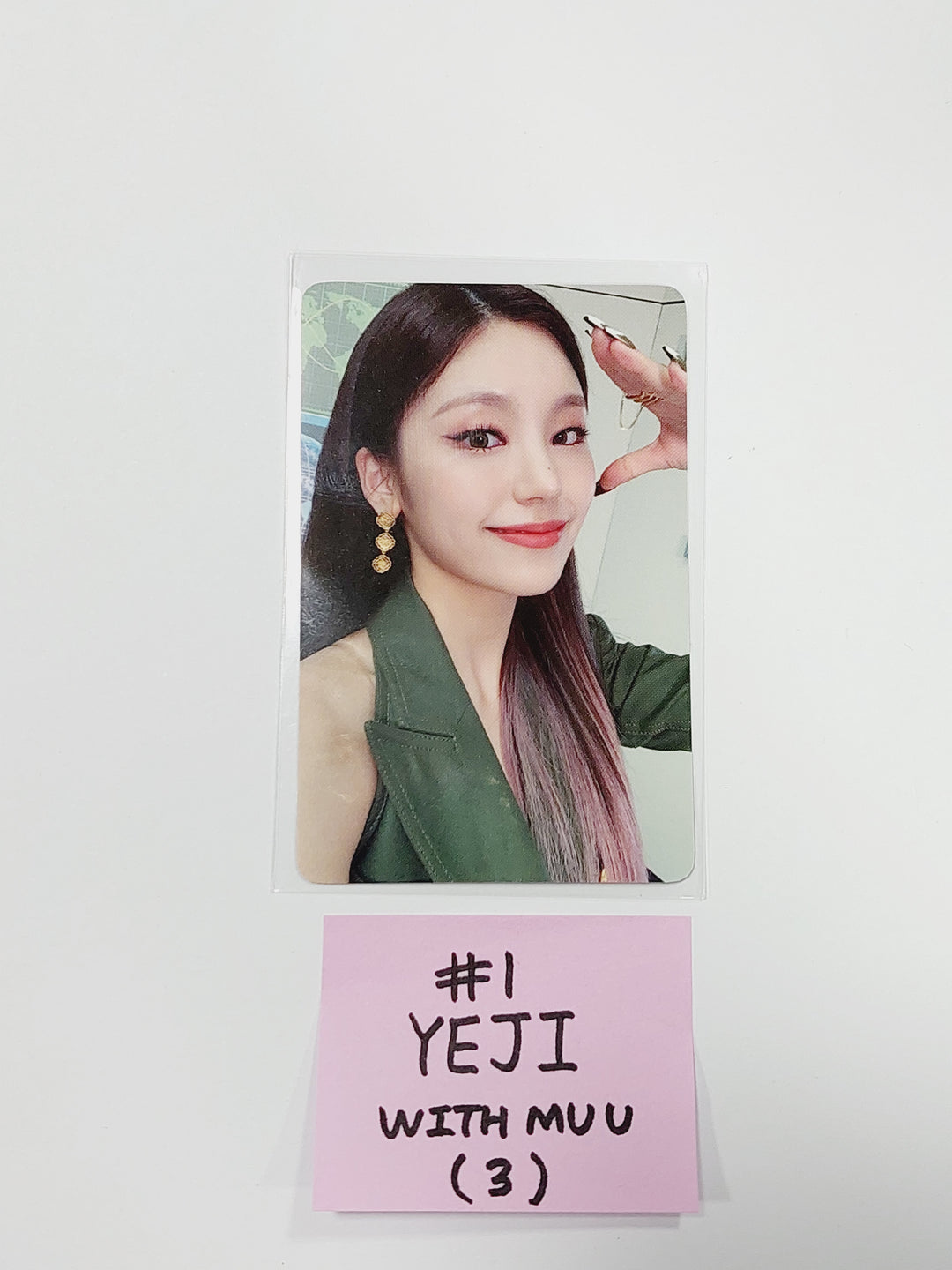 ITZY 'CHECKMATE' - Withmuu FanSign Event PhotoCard - HALLYUSUPERSTORE