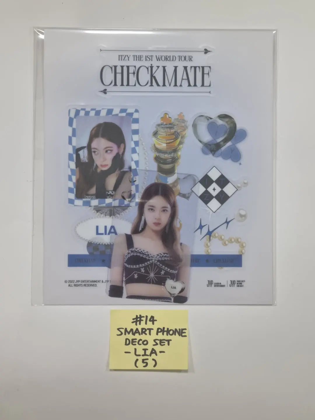 ITZY 'CHECKMATE' - The 1st World Tour Official MD - HALLYUSUPERSTORE
