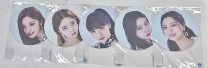 ITZY 'CHECKMATE' - The 1st World Tour Official MD - HALLYUSUPERSTORE