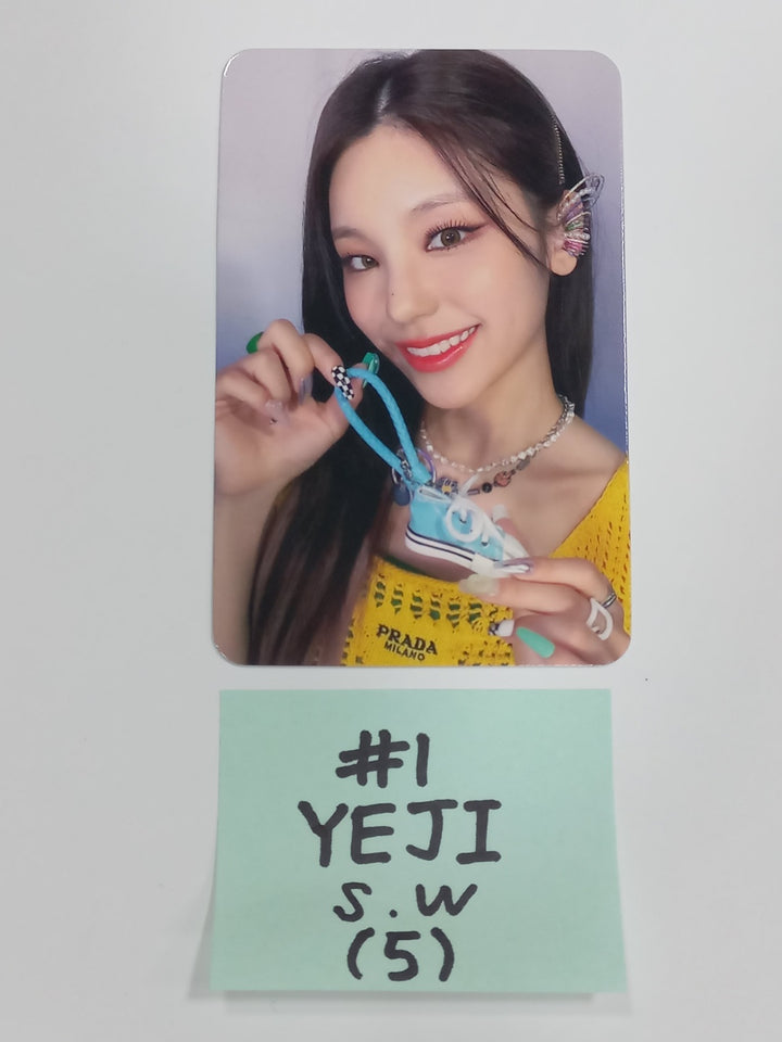 ITZY 'CHECKMATE' - Soundwave Fansign Event Photocard Round 2 - HALLYUSUPERSTORE