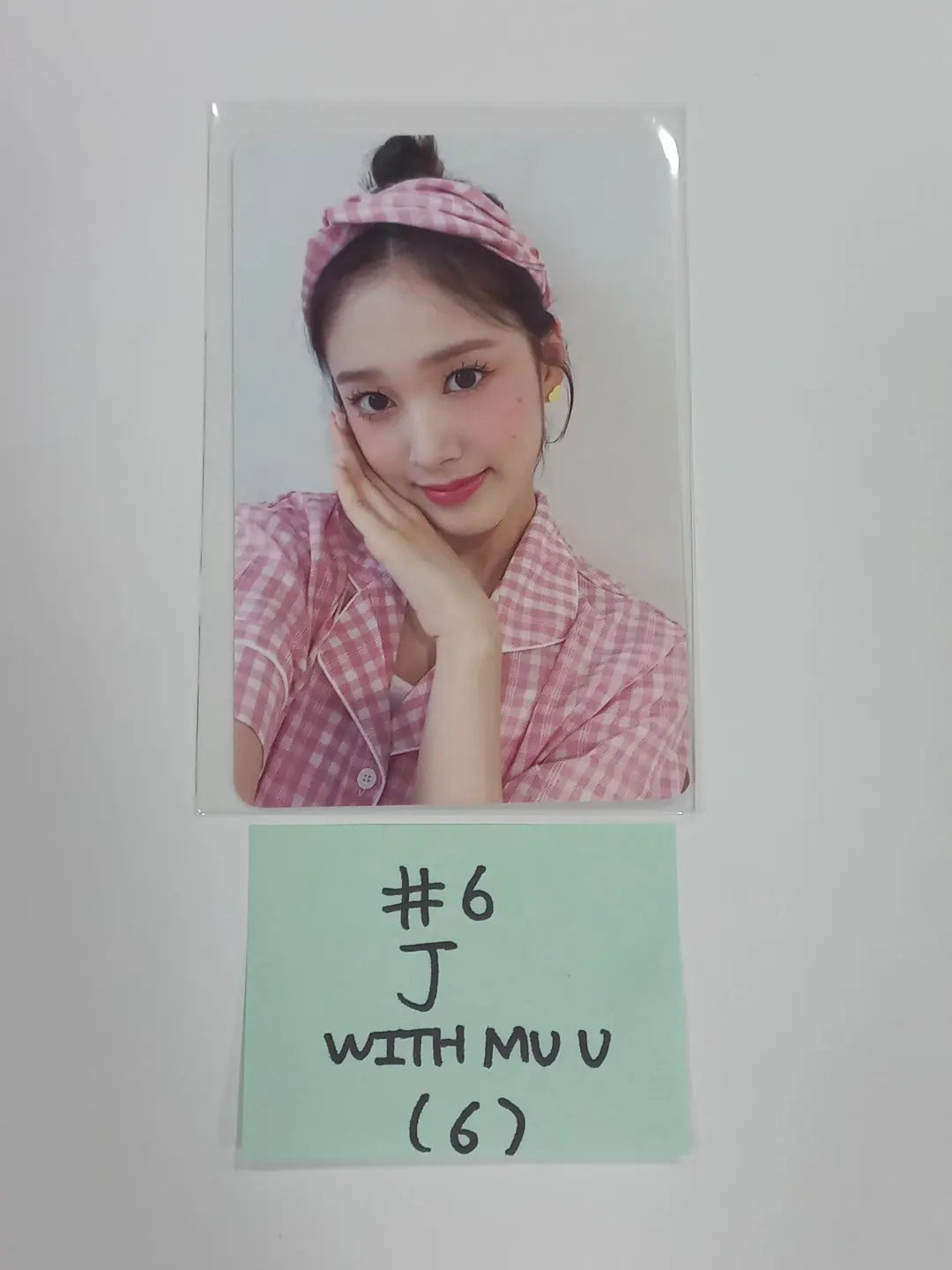 StayC #39 WE NEED LOVE #39 Withmuu Fansign Event Photocard HALLYUSUPERSTORE StayC #39 WE NEED LOVE #39 Withmuu Fansign Event Photocard HALLYUSUPERSTORE