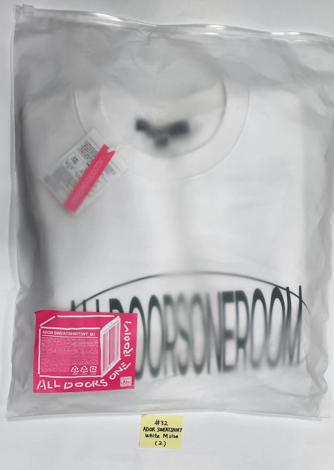 NEW JEANS - POP-UP STORE Event MD - HALLYUSUPERSTORE