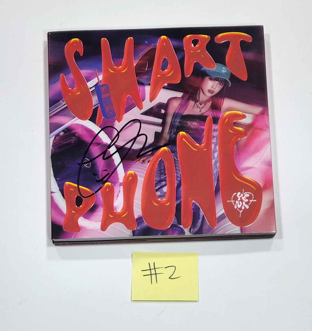 YENA「SMARTPHONE」2nd Mini - 直筆サイン入りプロモアルバム