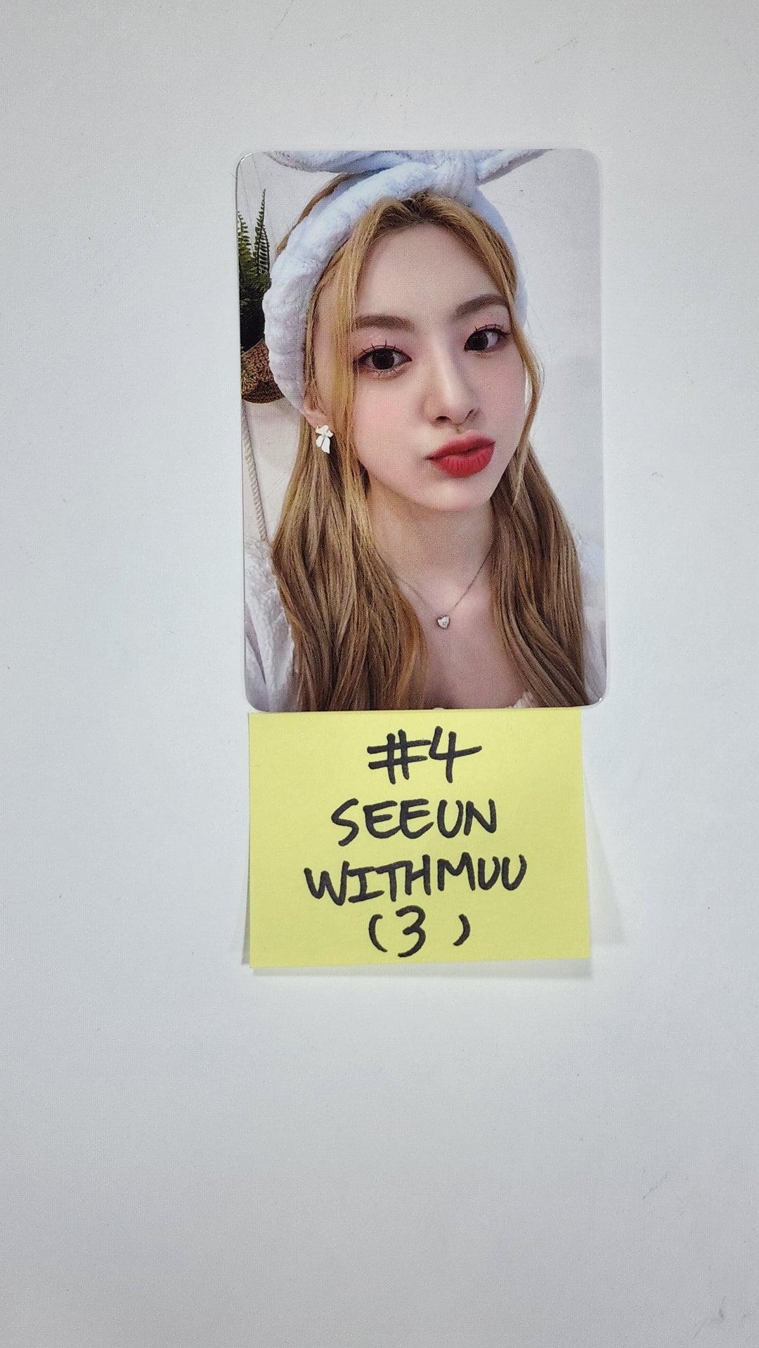 StayC 'WE NEED LOVE' - Withmuu Fansign Event Photocard Round 2