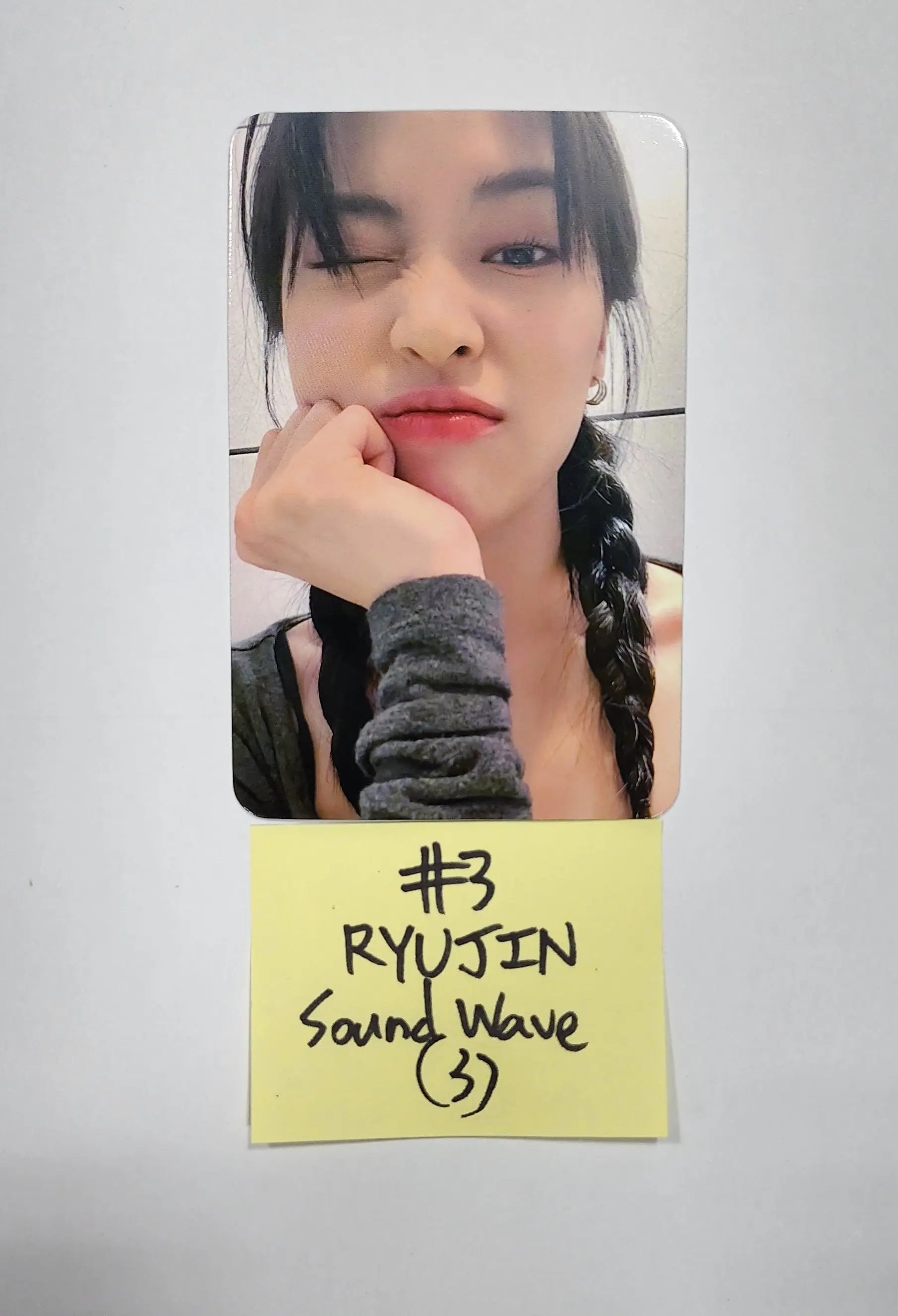 ITZY 'CHECKMATE' - Soundwave Fansign Event Photocard Round 3