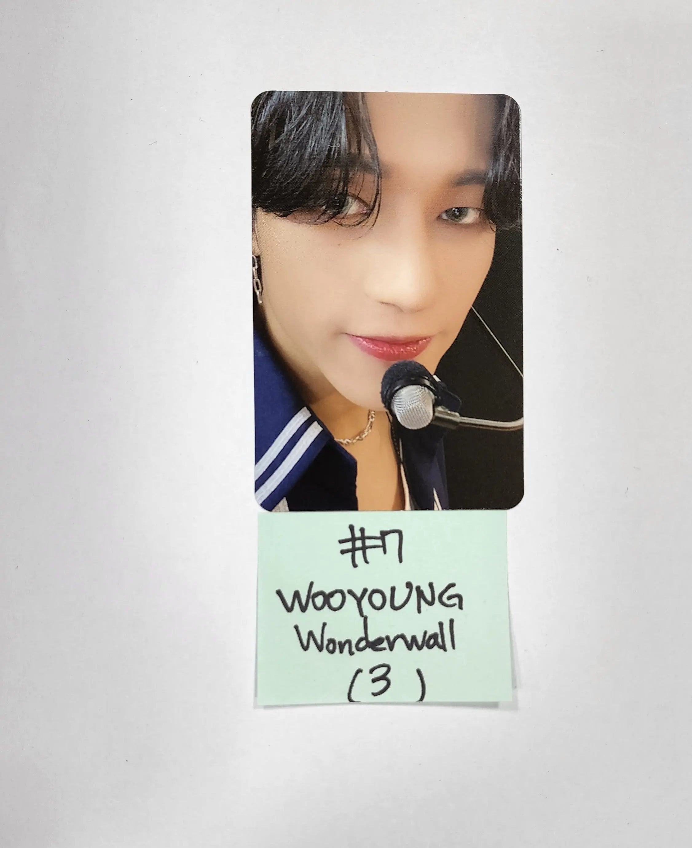 ATEEZ THE WORLD: buy MOVEMENT Wonderwall 3.0 Winner Photocard - Wooyoung