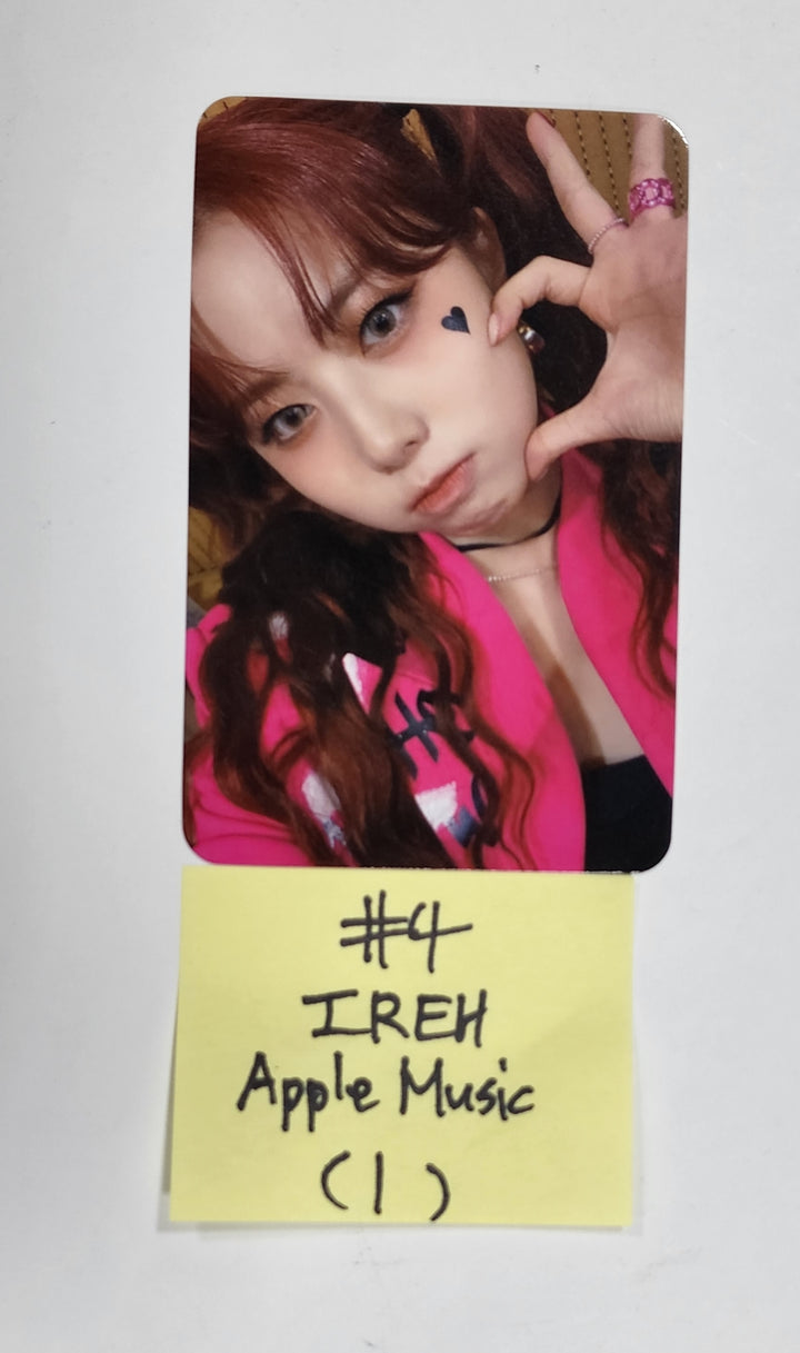 Purple Kiss 4th mini - Apple Music Fansign Event Photocard Round 3