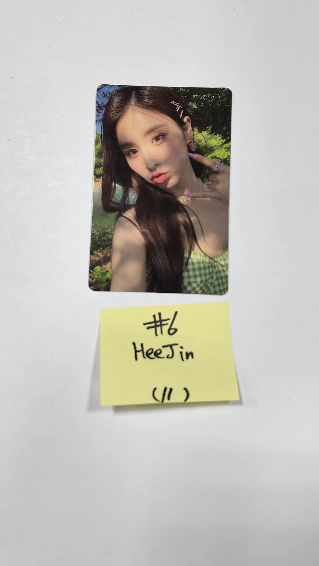 LOONA "Flip That" Summer Special Mini Album - Official Photocard [Heejin, Hyunjin, Haseul, Yeojin]