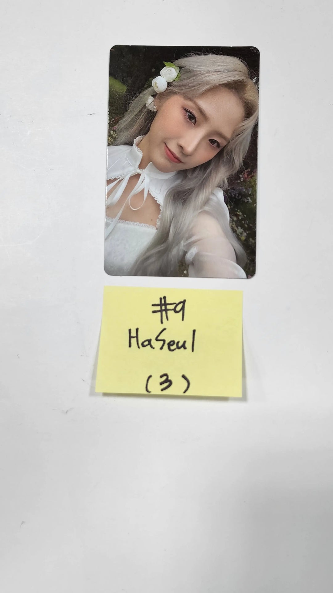 LOONA "Flip That" Summer Special Mini Album - Official Photocard [Heejin, Hyunjin, Haseul, Yeojin]