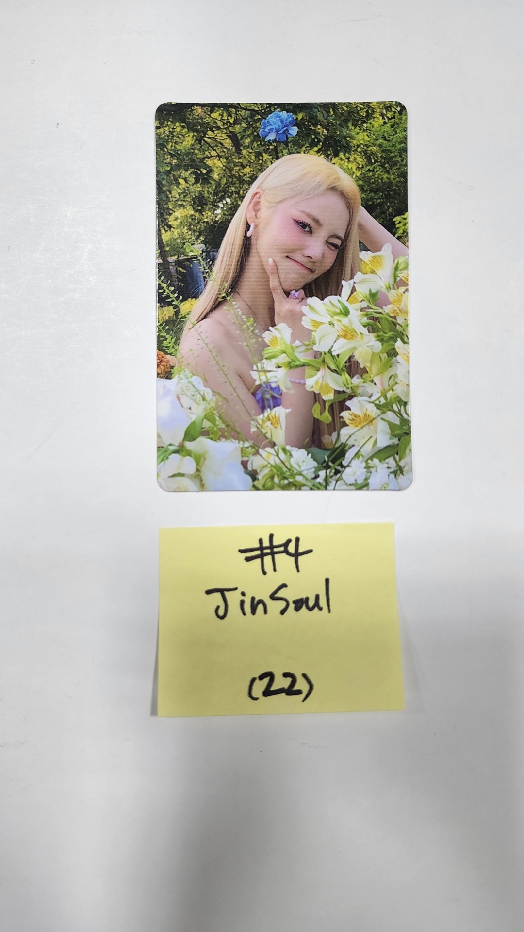 LOONA "Flip That" Summer Special Mini Album - Official Photocard [Vivi, Kimlip, Jinsoul, Choerry]