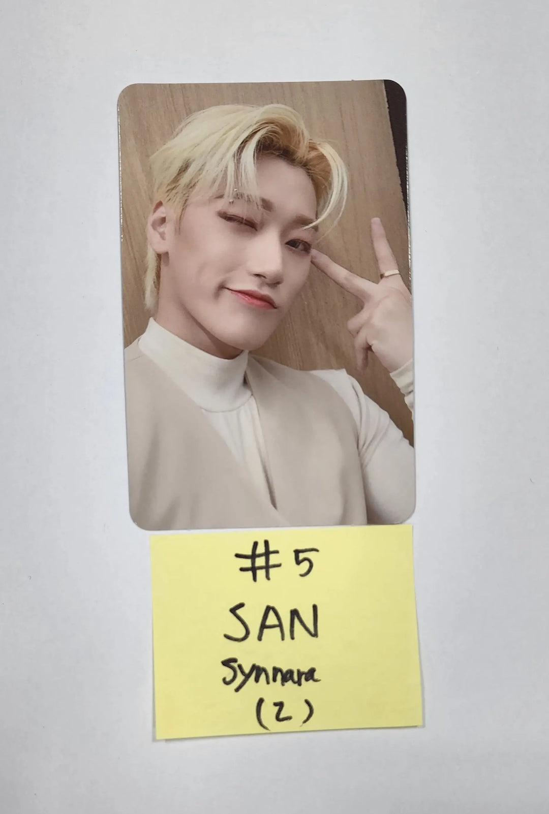 Ateez "The World Ep.1 - MOVEMENT" - Synnara Fansign Event Photocard