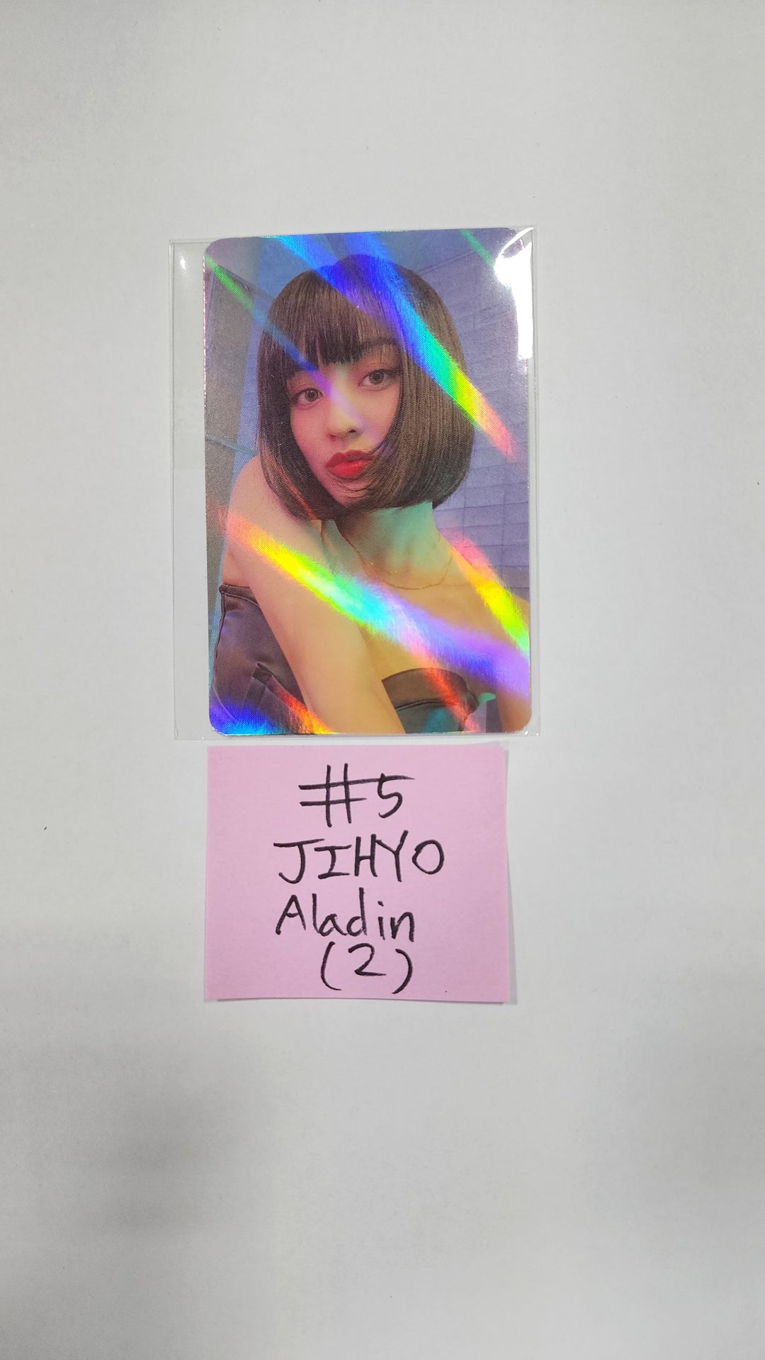 트와이스 "BETWEEN 1&amp;2" 11th Mini Album - Aladin 예약판매 혜택 홀로그램 포토카드