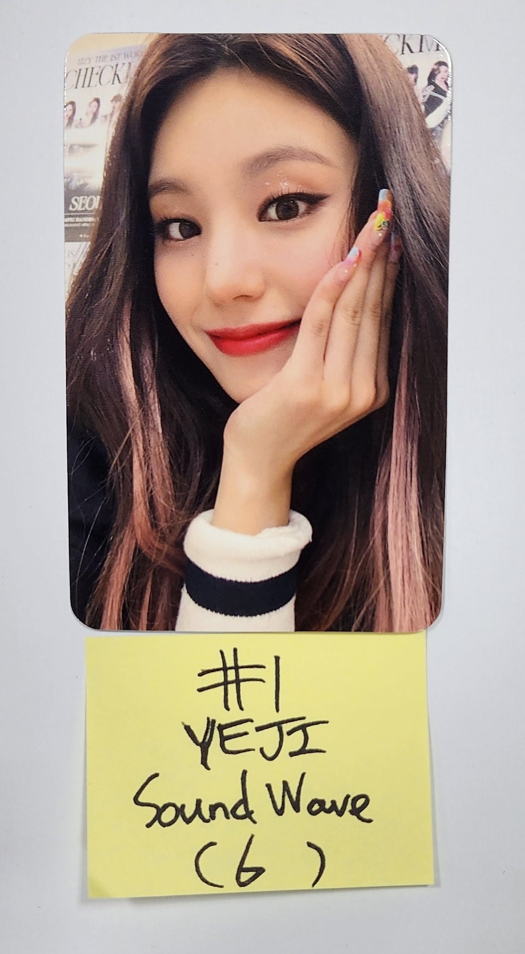 ITZY 'CHECKMATE' - Soundwave Fansign Event Photocard Round 4 - HALLYUSUPERSTORE