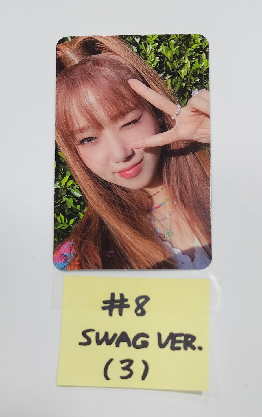 Choi Yoojung (of Weki Meki) "Sunflower" - Official Photocard