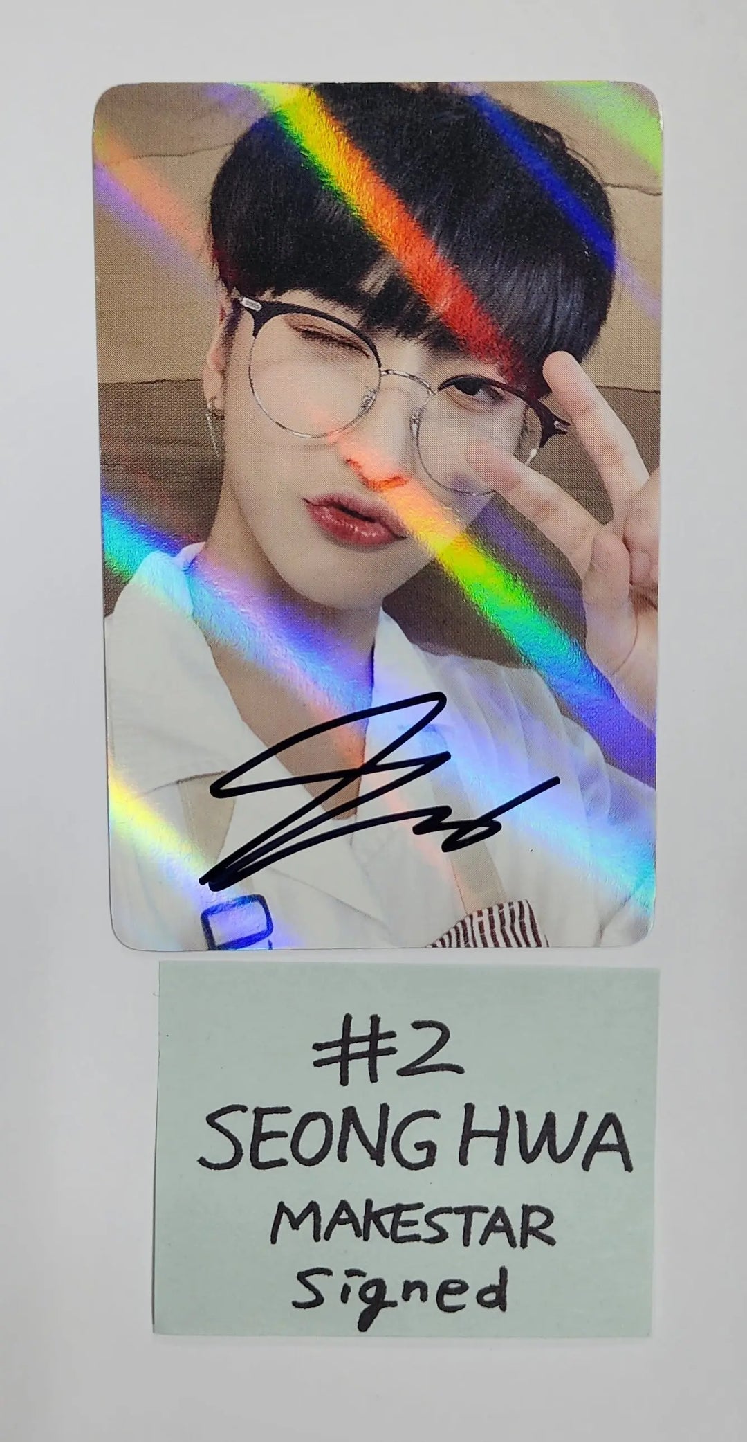 Ateez "The World Ep.1 - MOVEMENT" - Hand Autographed(Signed) Photocard (Makestar Event Round 2) - HALLYUSUPERSTORE
