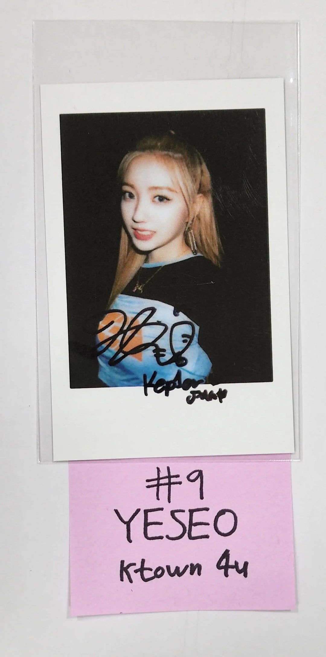 Kep1er "Dazzling Girls in London" 1st PhotoBook - Ktown4U Pre-Order Benefit Polaroid Type Photocard