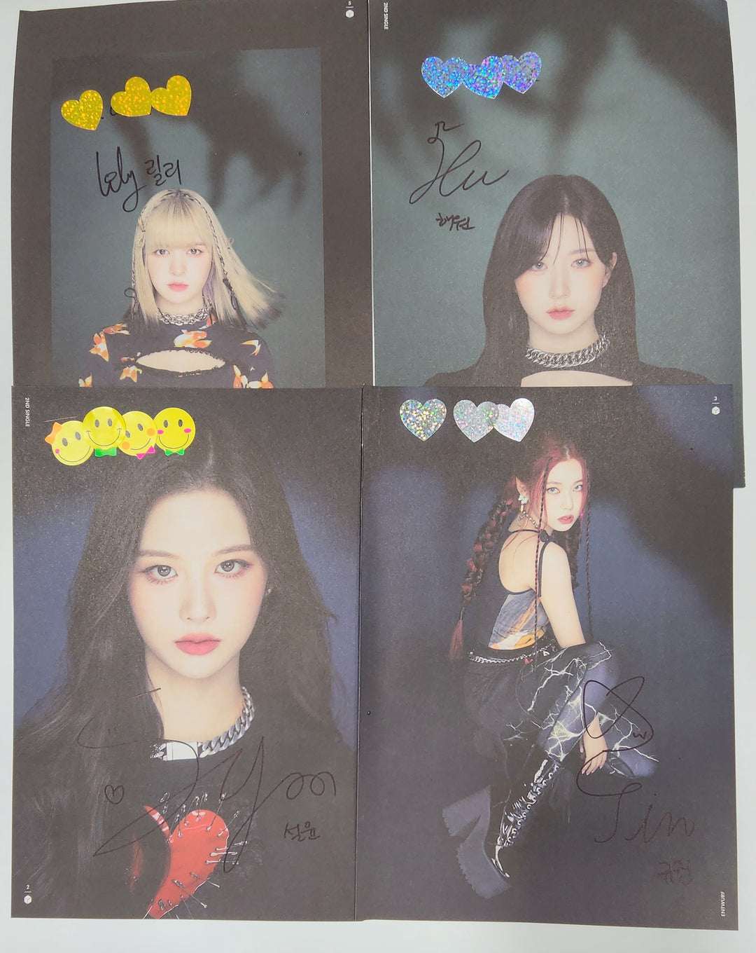 NMIXX "ENTWURF" - A Cut Page From Fansign Event Album