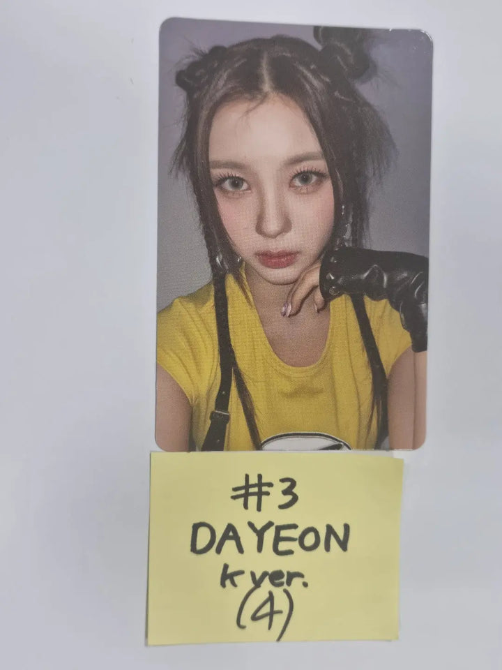 Kep1er "TROUBLESHOOTER" - Official Photocard [Chaehyun, Dayeon, Hikaru]