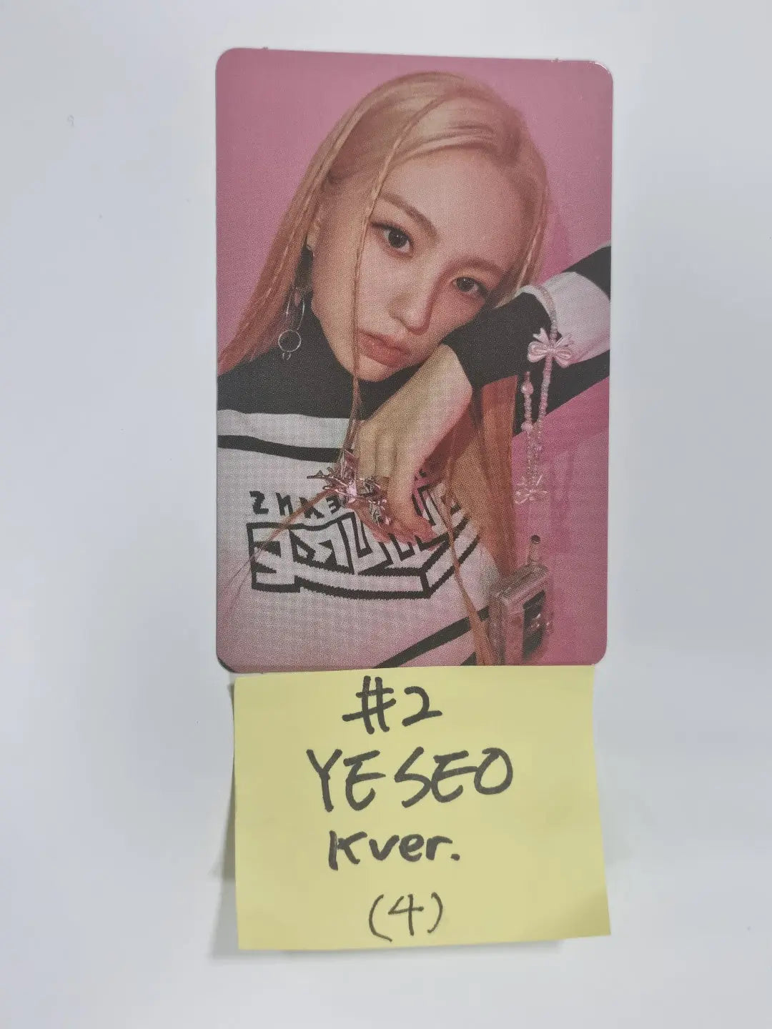 Kep1er "TROUBLESHOOTER" - Official Photocard [Bahiyyih, Youngeun, Yeseo] - HALLYUSUPERSTORE
