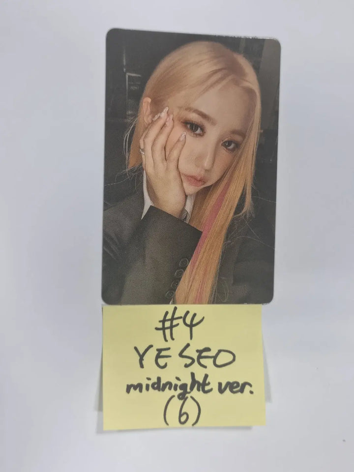 Kep1er "TROUBLESHOOTER" - Official Photocard [Bahiyyih, Youngeun, Yeseo] - HALLYUSUPERSTORE