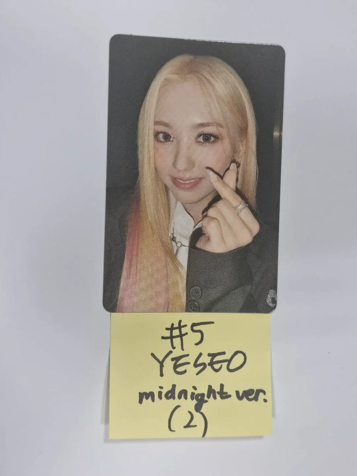 Kep1er "TROUBLESHOOTER" - Official Photocard [Bahiyyih, Youngeun, Yeseo] - HALLYUSUPERSTORE