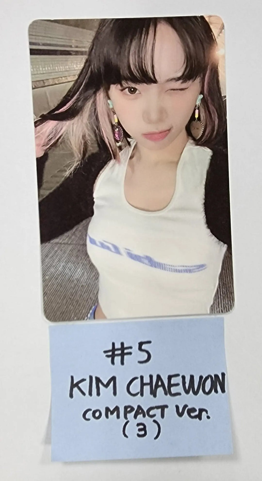 LE SSERAFIM "ANTIFRAGILE" 2nd Mini Album - Official Photocard [compact ver.] - HALLYUSUPERSTORE