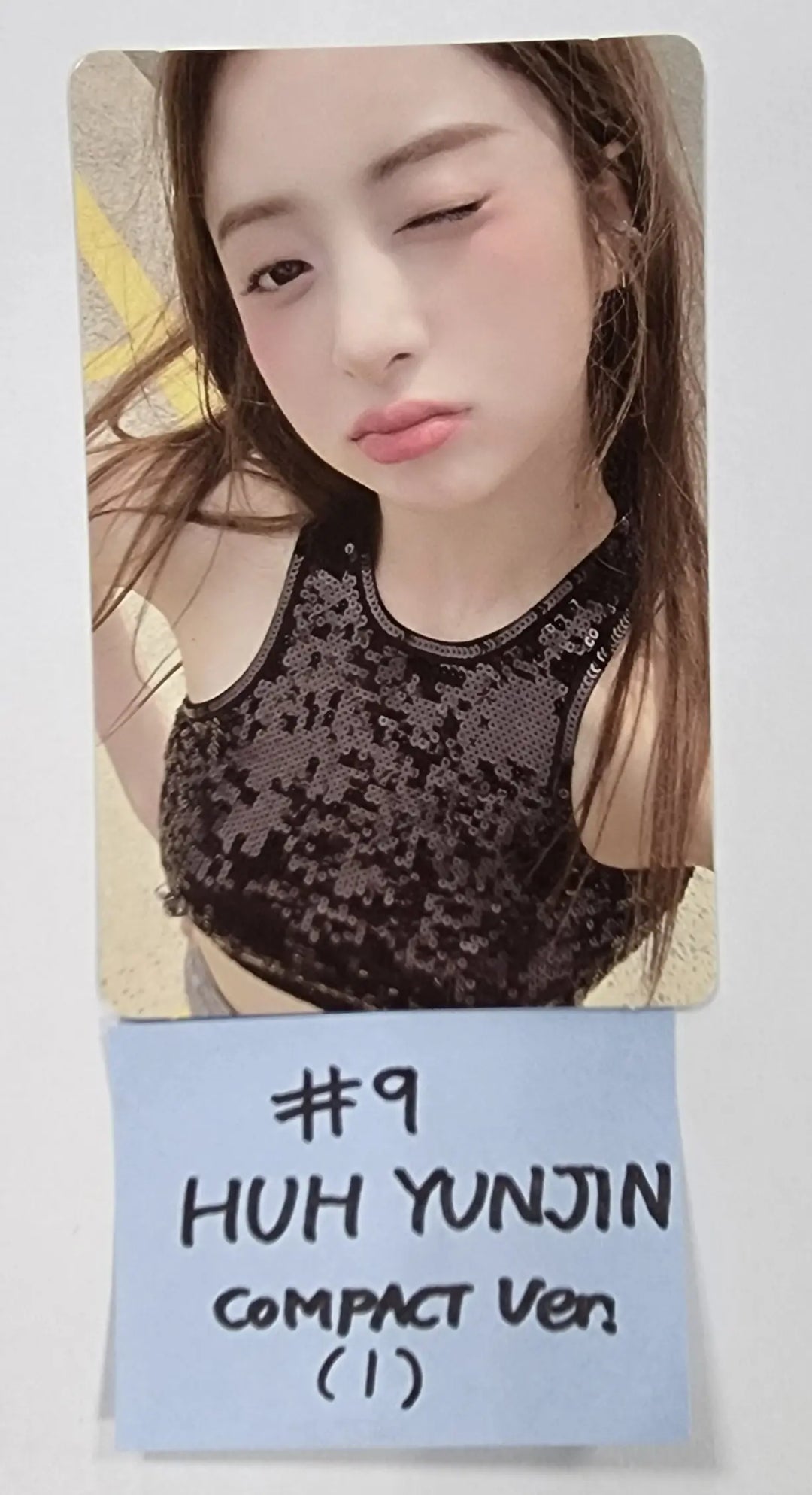 LE SSERAFIM "ANTIFRAGILE" 2nd Mini Album - Official Photocard [compact ver.] - HALLYUSUPERSTORE