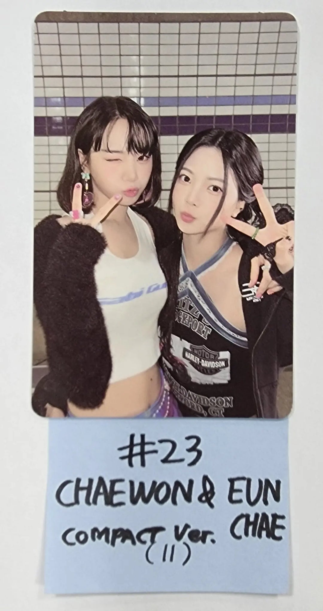 LE SSERAFIM "ANTIFRAGILE" 2nd Mini Album - Official Photocard [compact ver.] - HALLYUSUPERSTORE