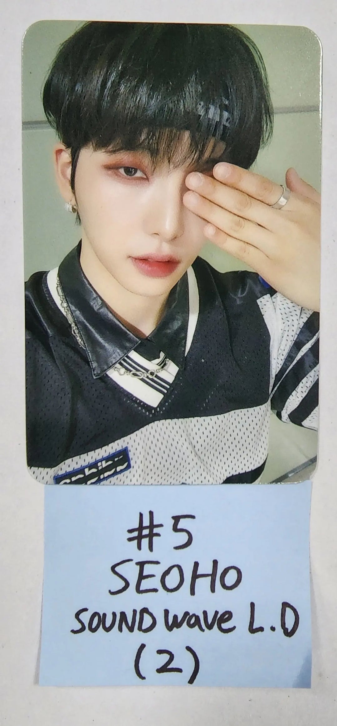 Oneus "MALUS" - Soundwave Lucky Draw Event Photocard Round 2 - HALLYUSUPERSTORE