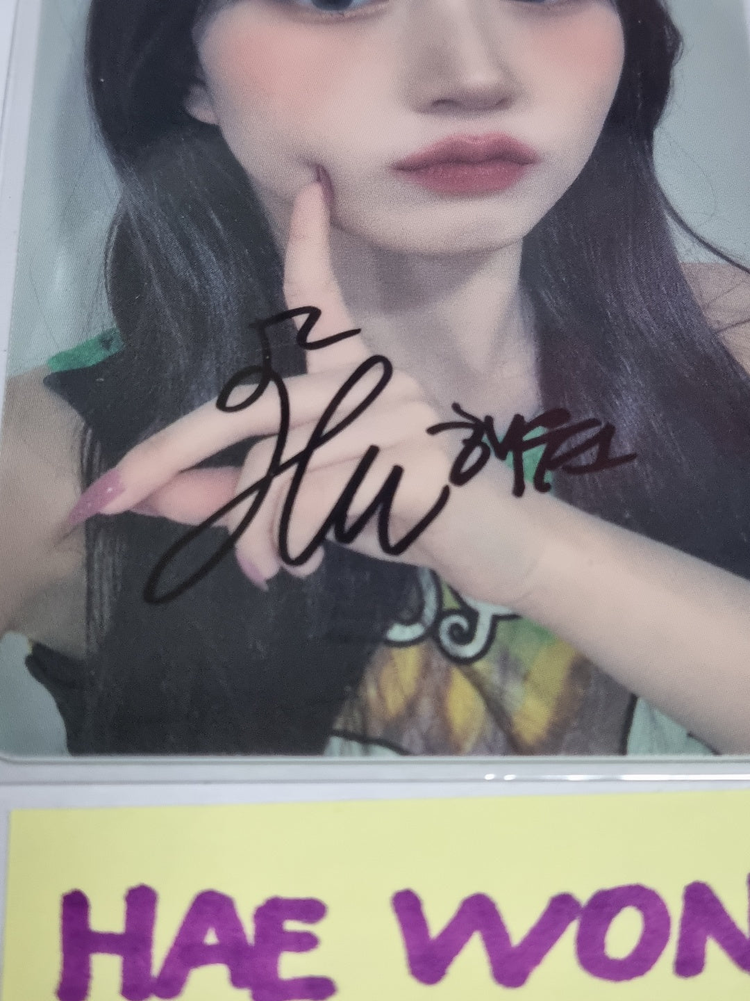 Haewon (of NMIXX)  "ENTWURF" - Hand Autographed(Signed) Music Plant Lucky Draw Event PVC Photocard